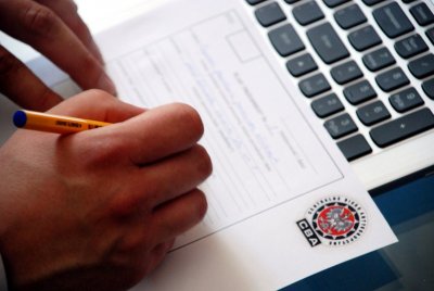 Agenci CBA przeszukują mieszkanie posła na Sejm RP. Sprawa korupcyjna